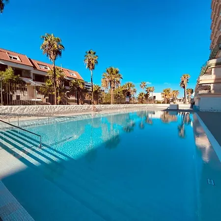 La Perla Playa De Americas Апартаменты